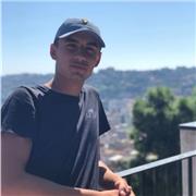 Studente universitario offre lezioni private a ragazzi di scuola media e superiore in chimica generale, biologia, italiano, storia